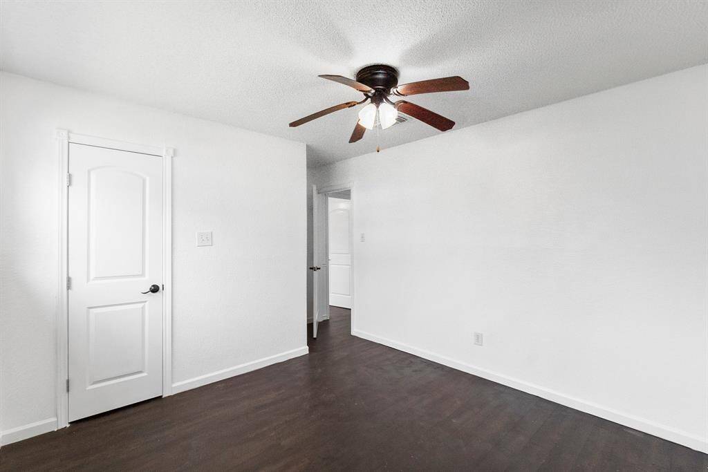 Another look at this well-sized bedroom, and you can see how functional the layout is. Neutral colors make it easy to personalize, and the closet offers great storage. Fresh, simple, and totally ready for its next owner.