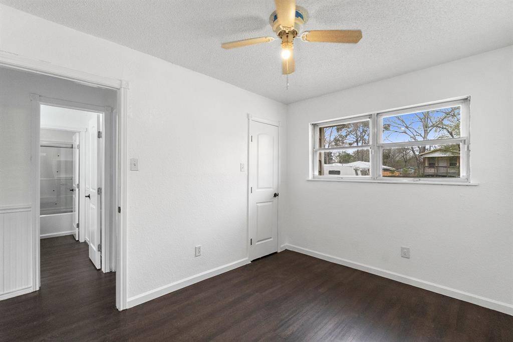 You’ll see this room has everything you need—fresh paint, a nice-sized closet, and easy access to the rest of the home. Just picture how you’d make it your own—simple, clean, and full of potential!