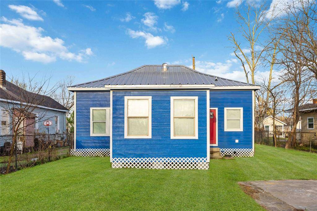 Don't wait another minute! Give us a call and see how we can make this house your home. Welcome home!