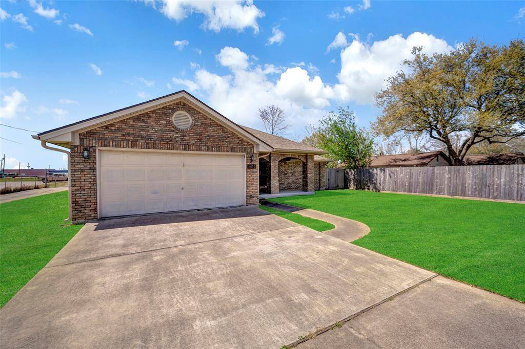 front garage and driveway