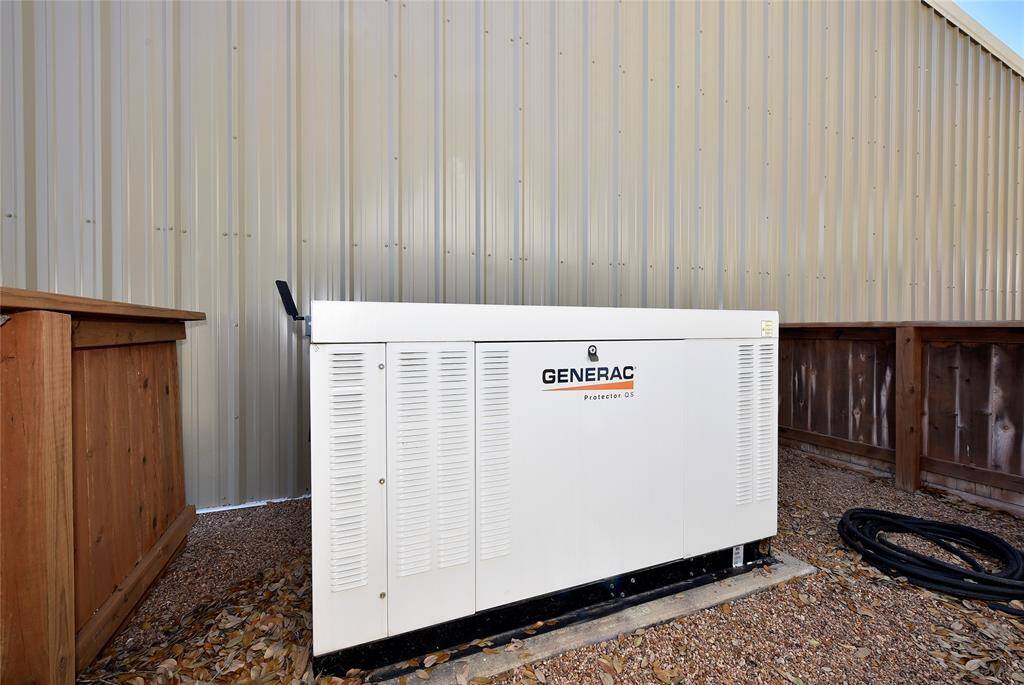 This generator has been on a regular maintenance contract since it was installed. It too is not very old.