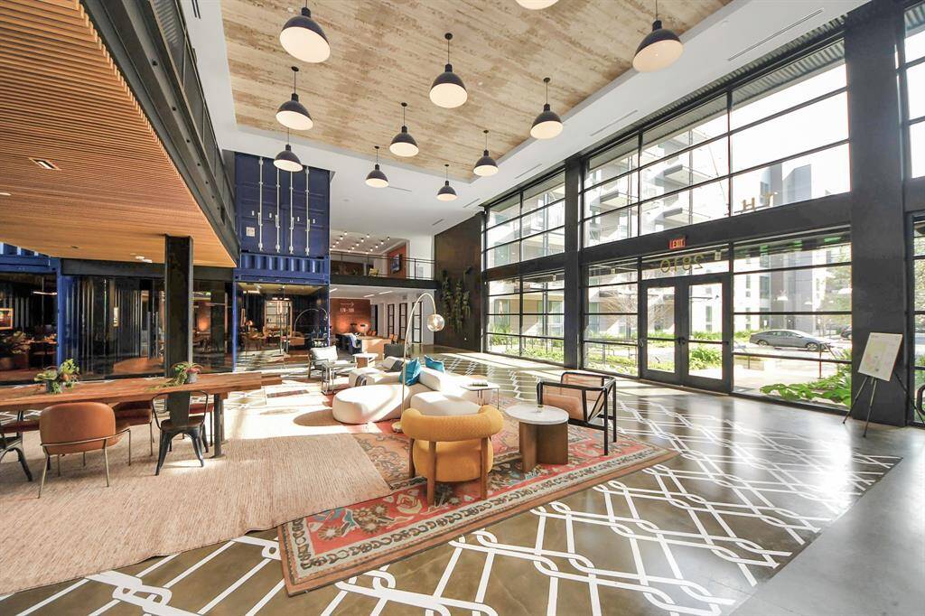 Photos displayed may be of similar apartments or floor plans featuring the same finishes