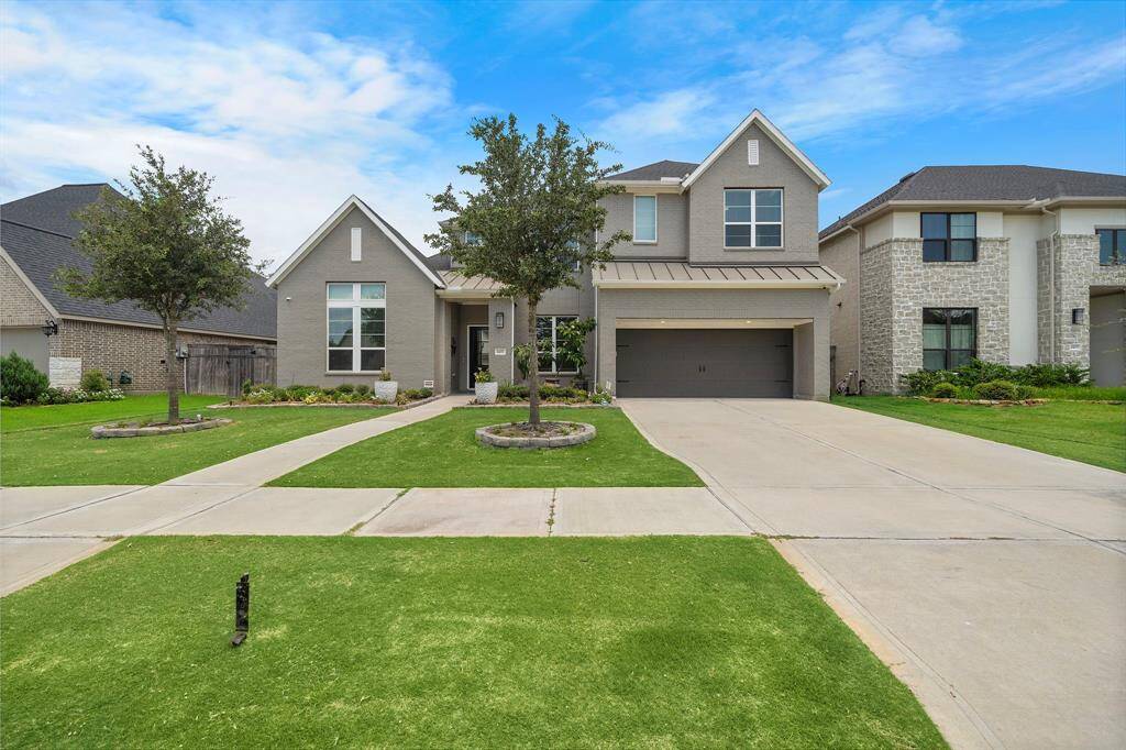 Step inside and be greeted by the expansive kitchen that seamlessly flows into the large family room, creating the perfect space for entertaining guests or relaxing with family.