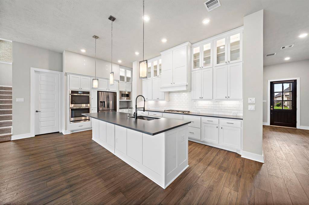 Located in a sought-after master-planned community, this home offers not just a place to live but a lifestyle to enjoy.