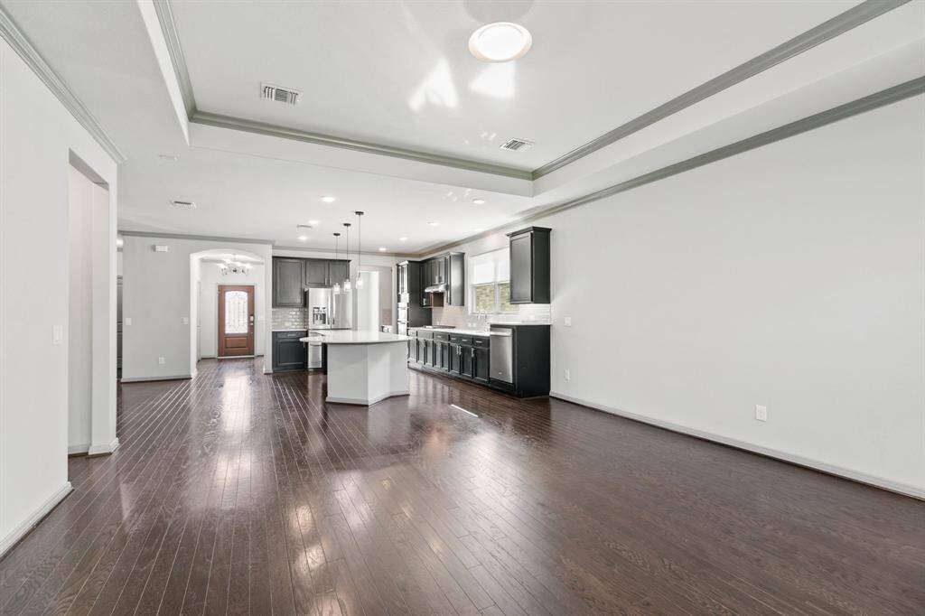 Lots of natural lighting throughout this neutral toned home.