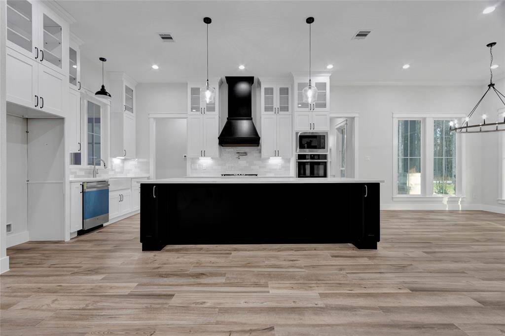 Butler's Pantry