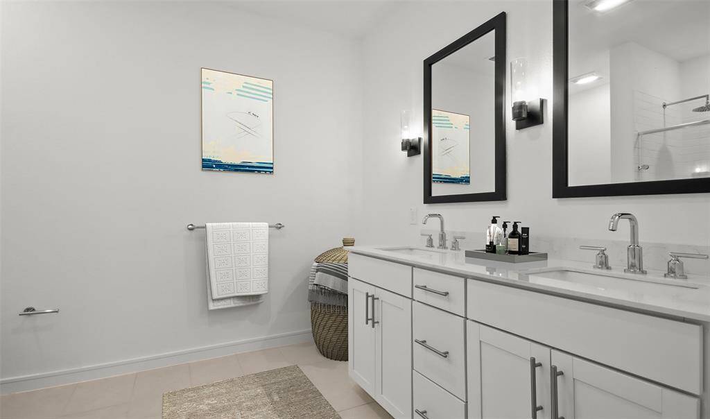 Relaxing primary bath (*Photo not of actual home and used for illustration purposes only.)