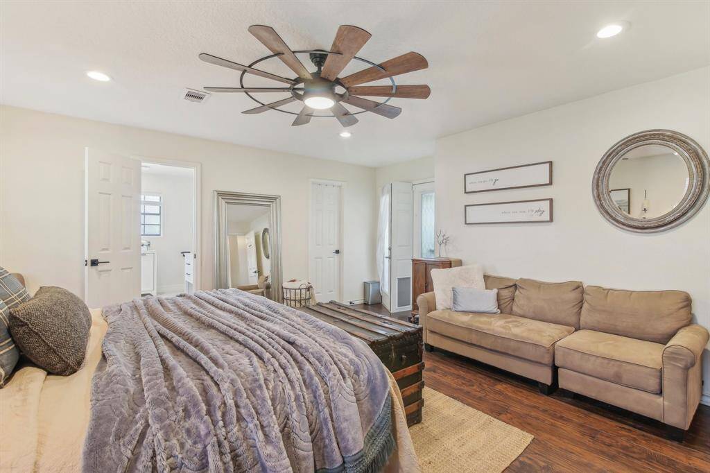 Notice the stylish ceiling fan that provides comfortable temperatures year-round.