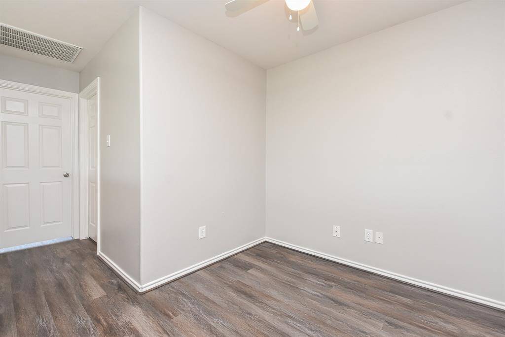 Flex Room