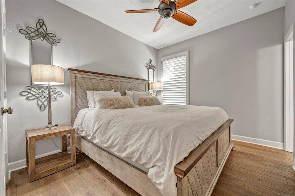Secondary Bedroom with private on suite full bath