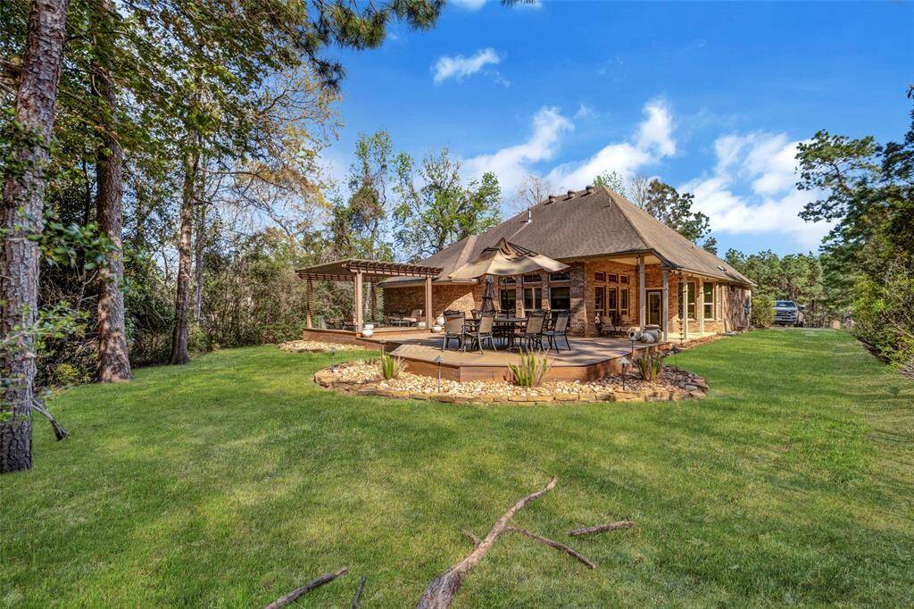 1.45 acre private wooded lot