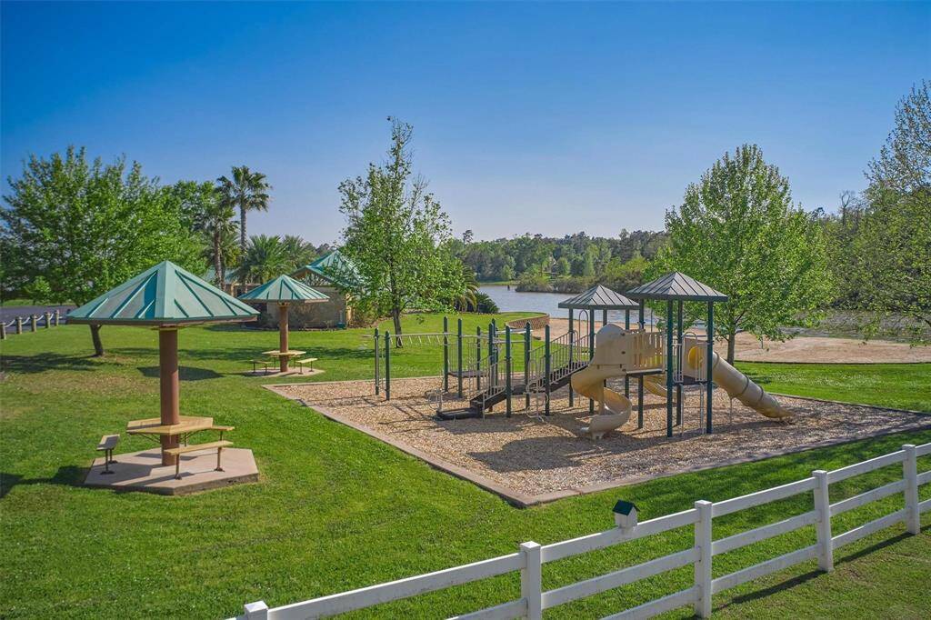 Ridgelake Shores private park