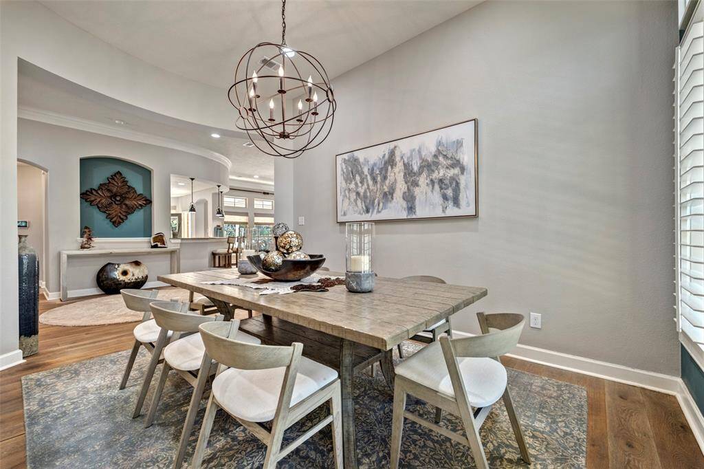 Formal dining room