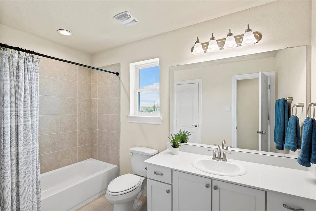 Ensuite Bath