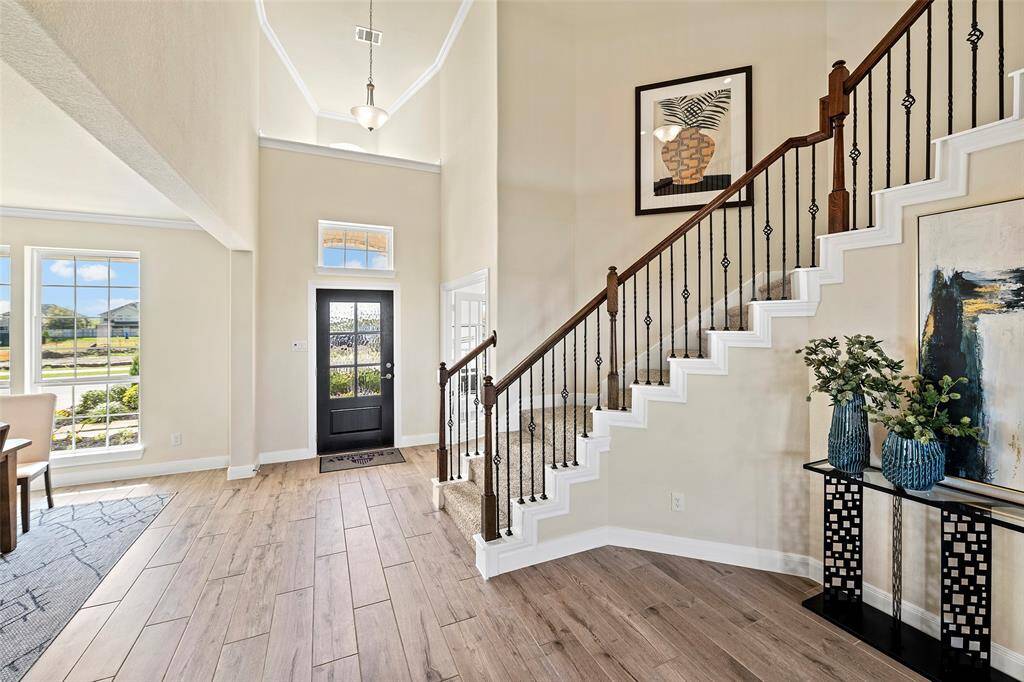 Quick commutes from Baytown, Dayton, Grand Parkway, I-10 & near a variety of local shopping, dining, & entertainment. Neighborhood access to Eagle Pointe Recreation Complex. Barber Hill ISD!