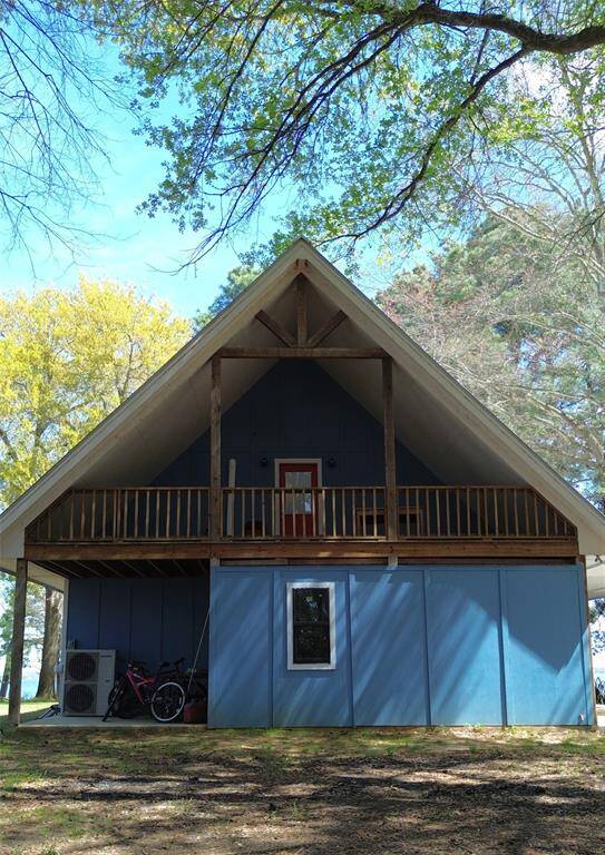 Upstairs 29' x 10' Covered Balcony