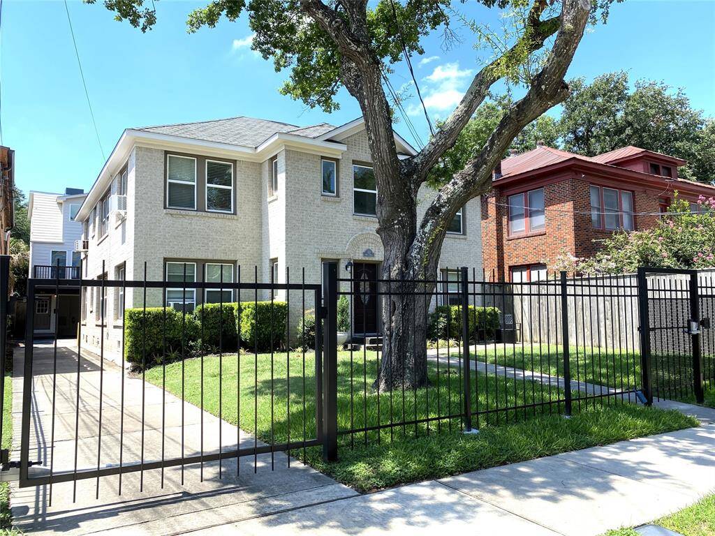 This circa 1930's fourplex is located in a historic district.