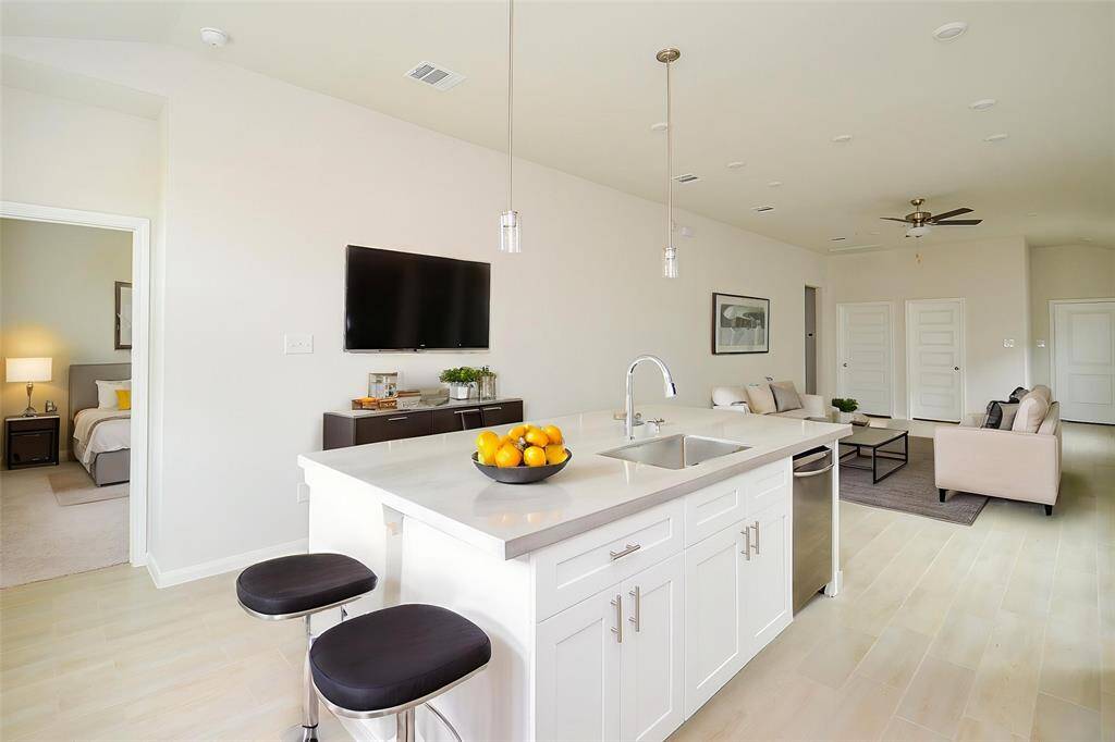 This kitchen is perfect for culinary enthusiasts.