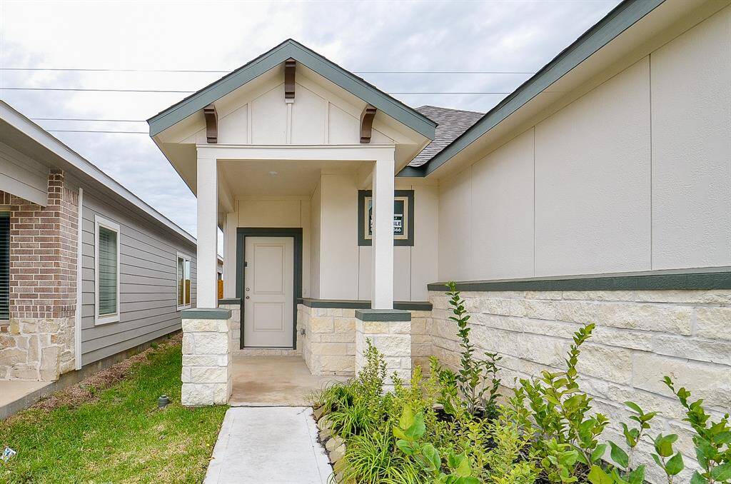Be the first to experience the pristine quality of this newly built home.