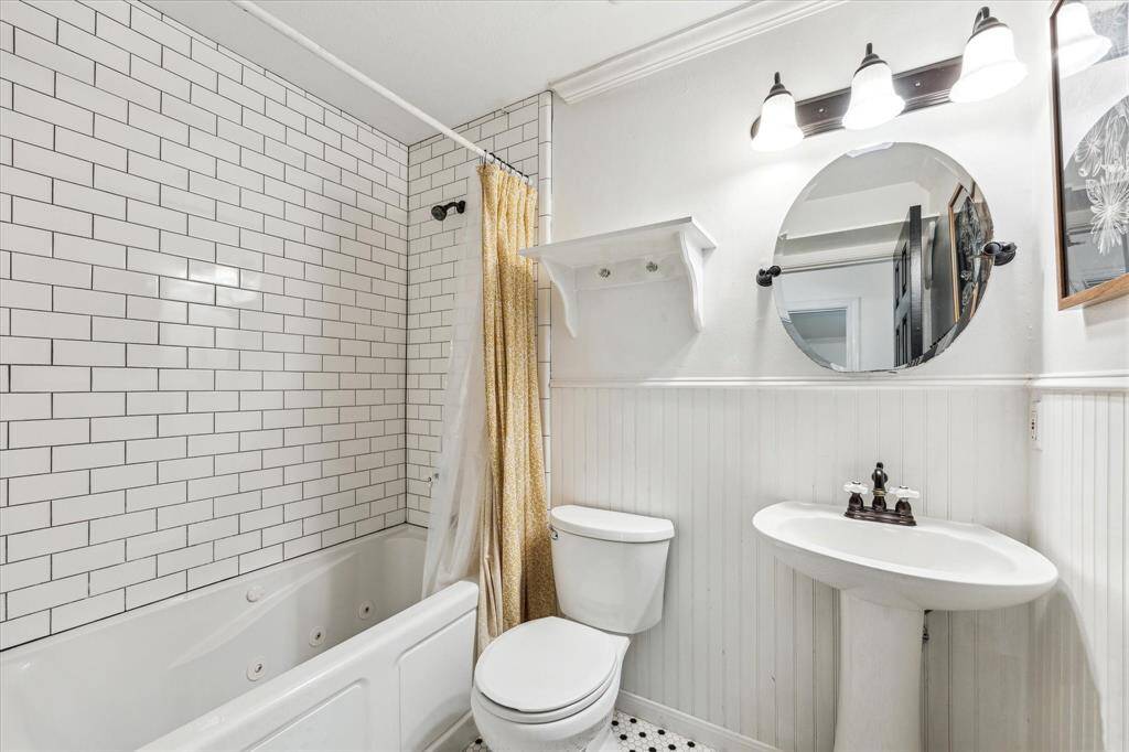 Secondary Bathroom