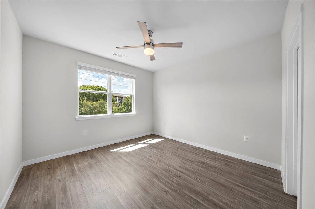 PHOTOS MAY BE OF SIMILAR UNIT AND OR LAYOUT