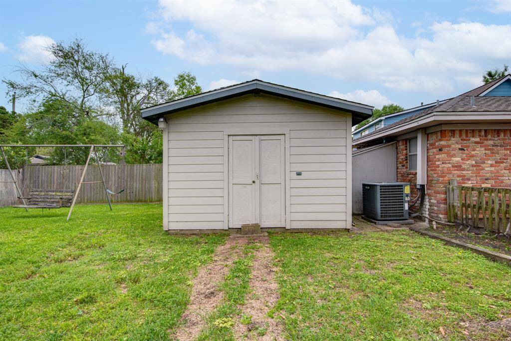 shed