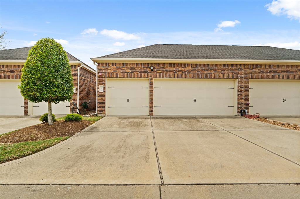 Three car garage