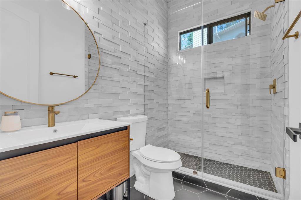 Secondary Bathroom, 100% remodeled!