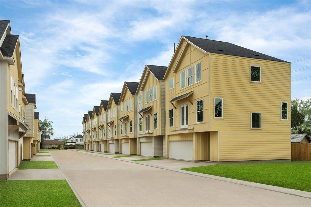 Images have been digitally enhanced. Homes are still Under Construction
