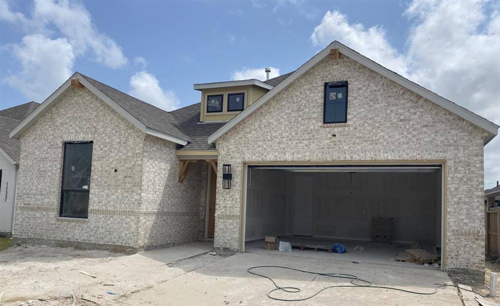 Davenport 12335 Palmetto Drive Brick Exterior