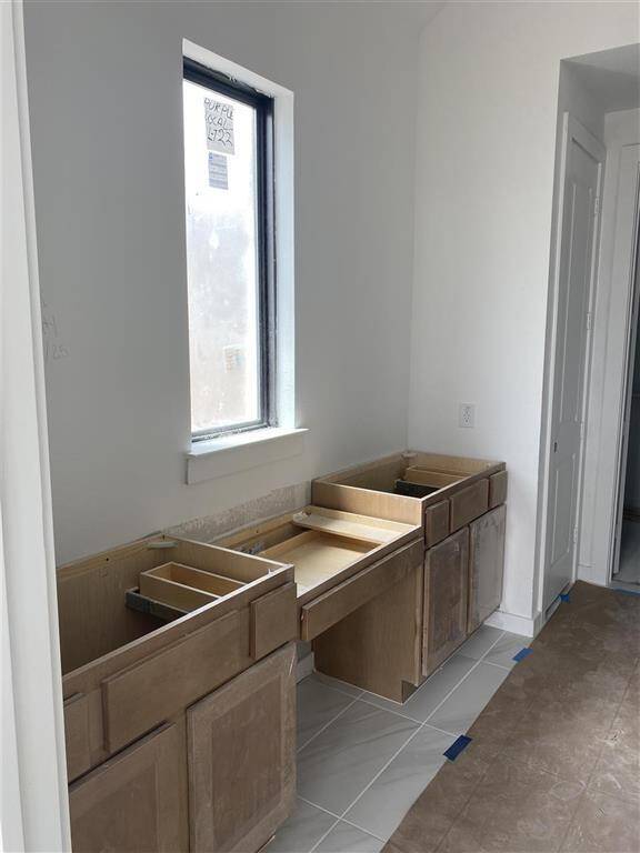12335 Palmetto Drive Primary Bathroom