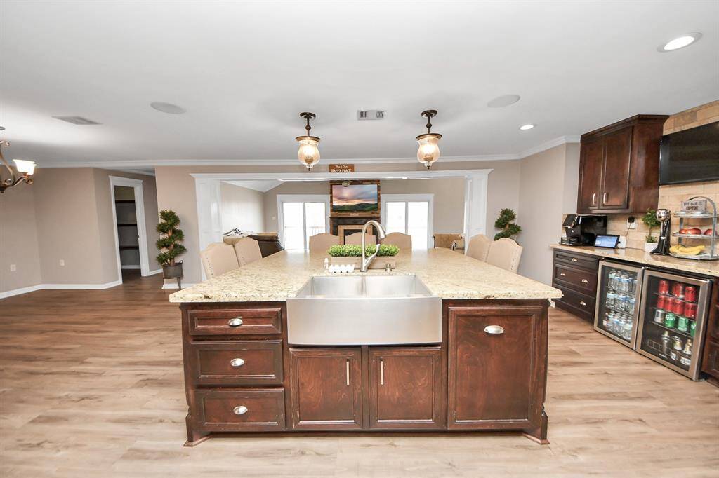 Your Grand Island with Farm House Sink