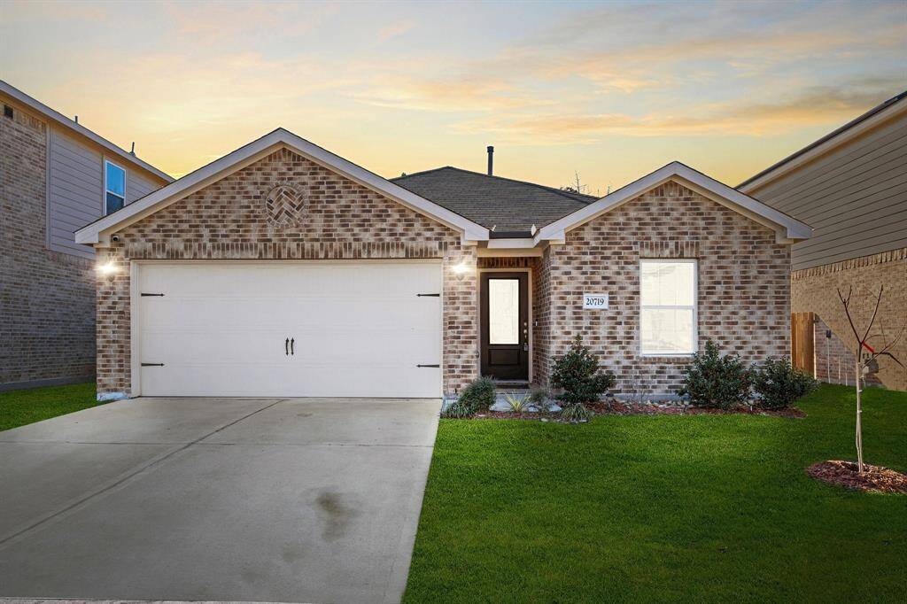 Welcome to 20719 Nala Bear Drive located in the community of Bauer Landing.