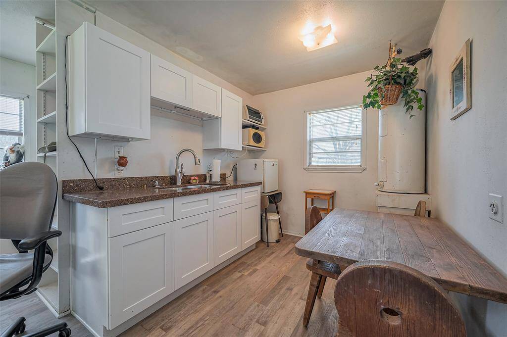 Garage apartment kitchen