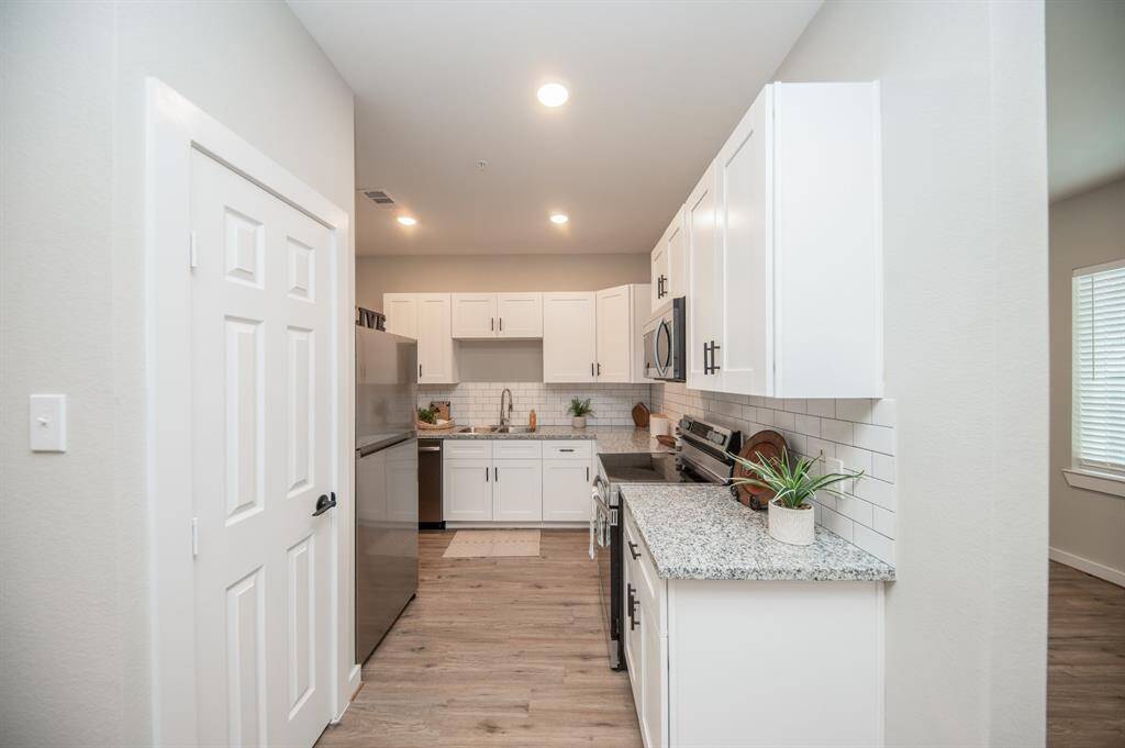 Kitchen has separate pantry space