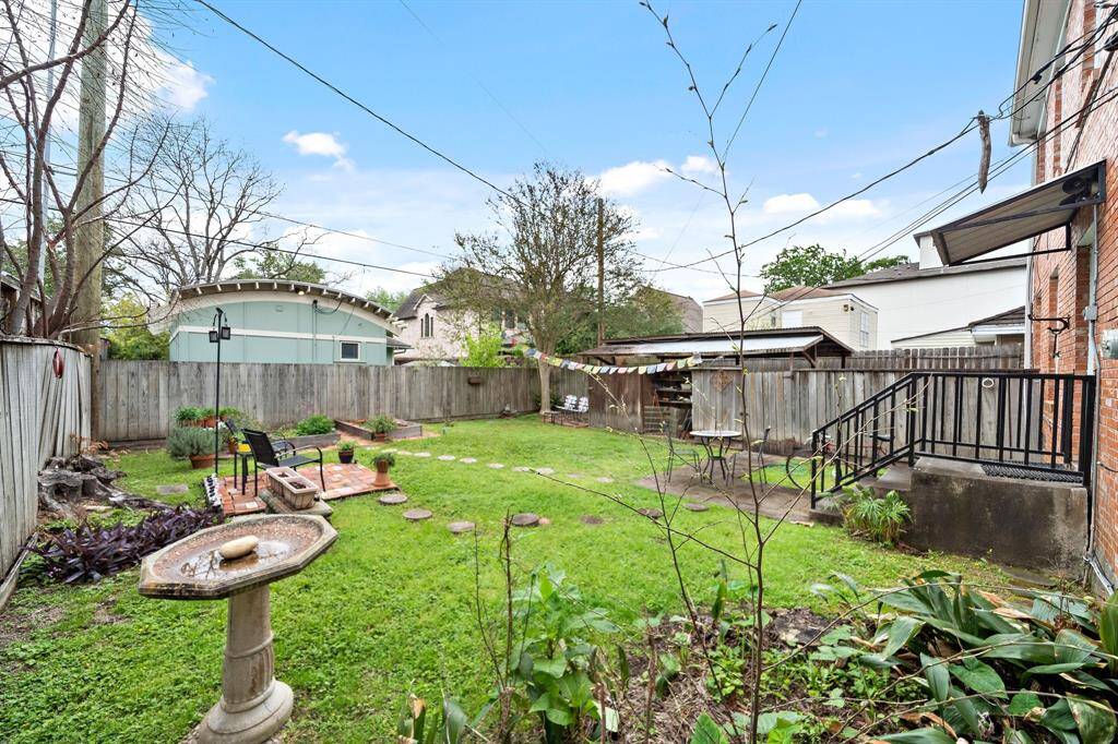 Yard is maintained by the landlord.