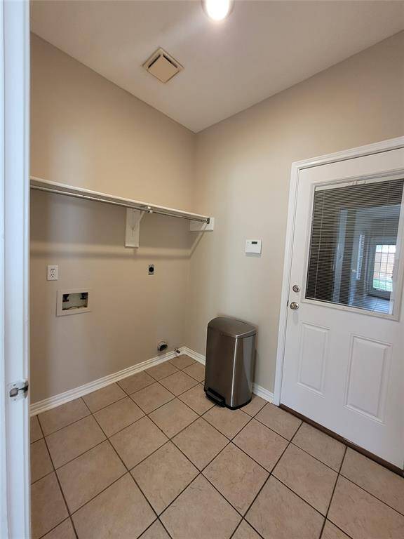 Indoor Laundry room