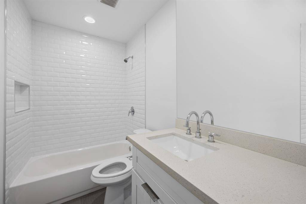 Unit 6 - 1 Bedroom 1 Bath