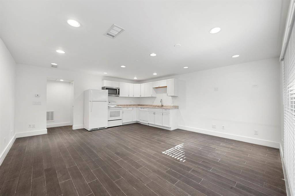 Unit 1 - 2 Bedroom 1 Bath