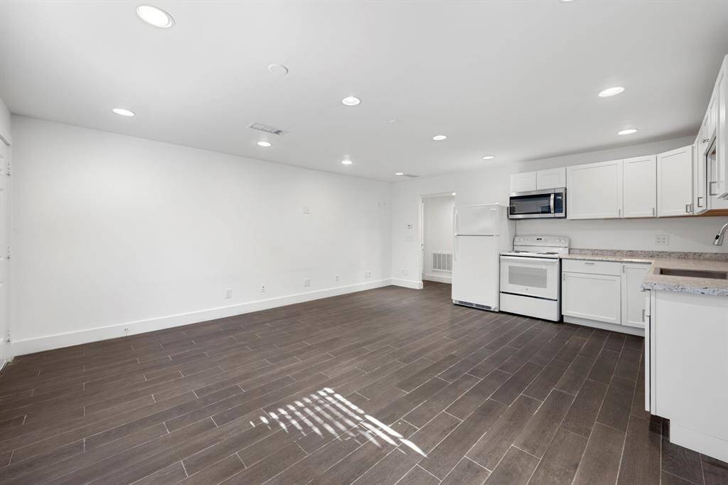 Unit 1 - 2 Bedroom 1 Bath