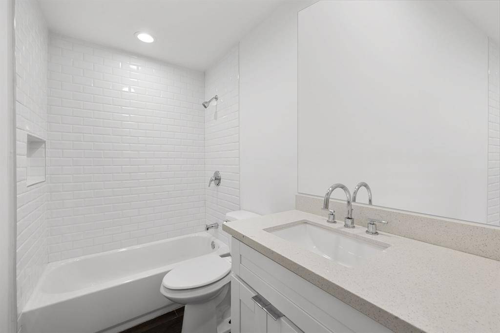 Unit 2 - 1 Bedroom 1 Bath