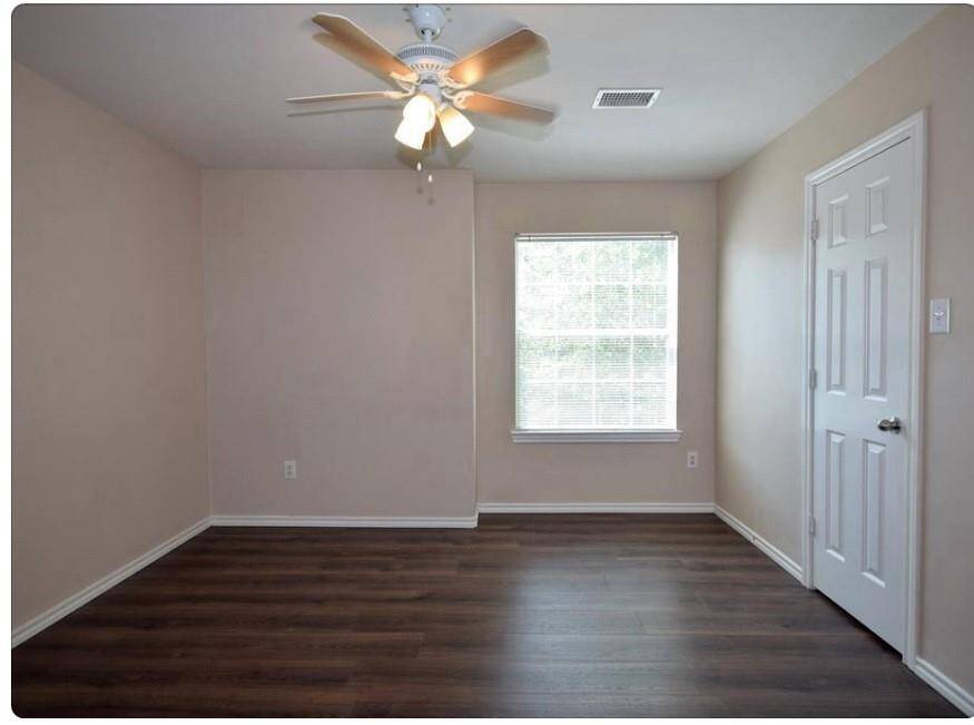 2nd bedroom-2nd floor