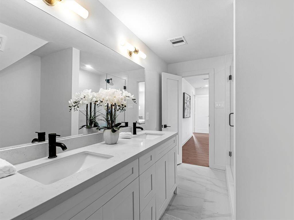 Double vanity sink for secondary/primary bedroom on 2nd floor.
