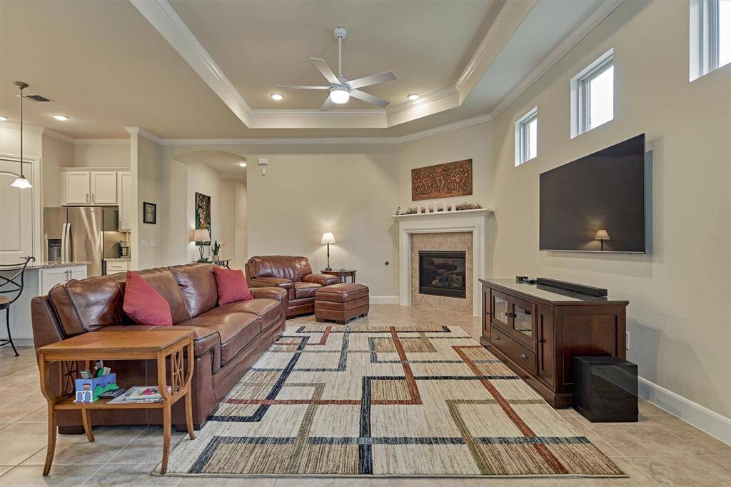 Plenty of Space to Entertain Family & Friends
