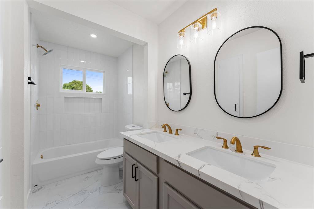 Secondary bathroom