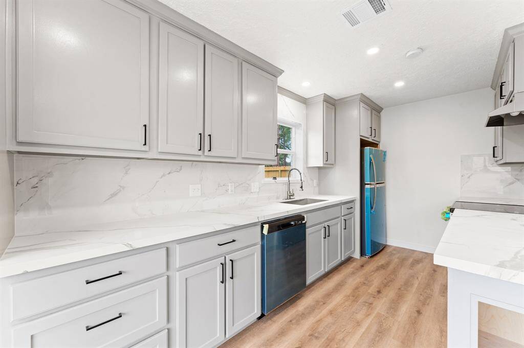 The over the sink window is a must and adds abundant natural light!