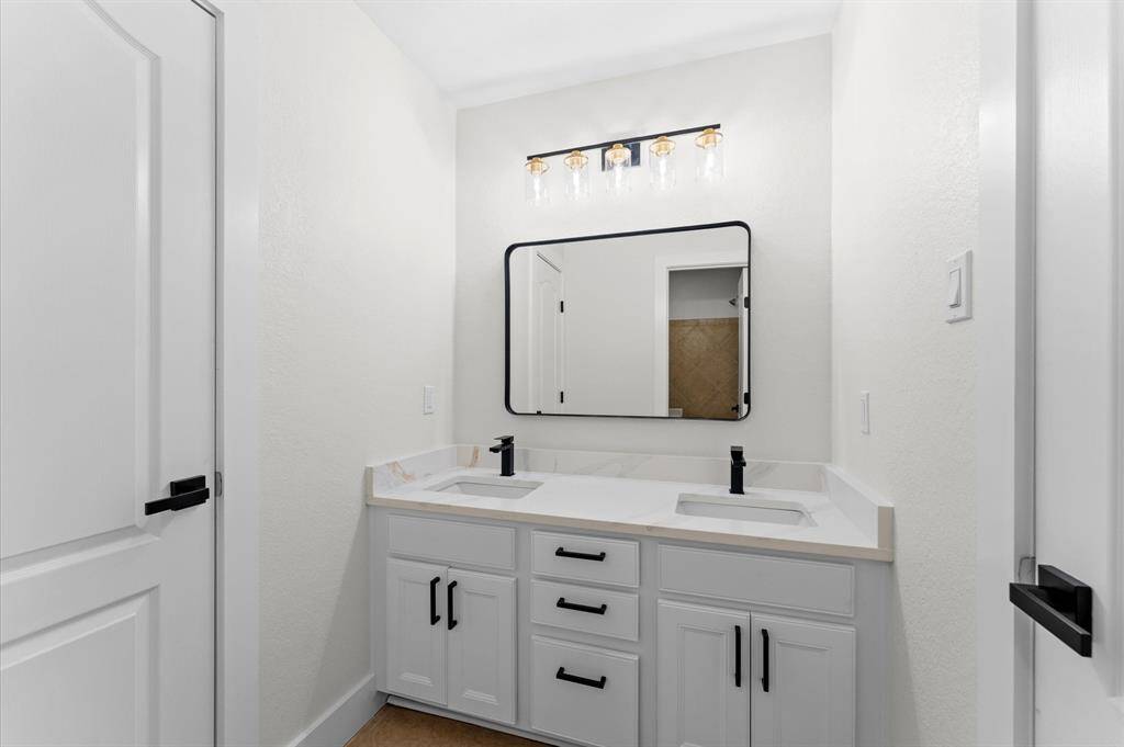 Jack & Jill Bathroom for bedroom 4 and 5.