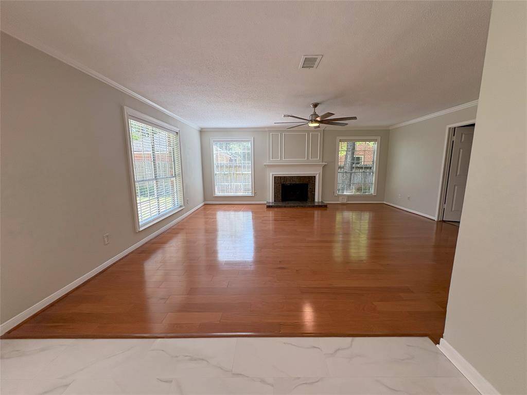 open floorplan from the kitchen to family room