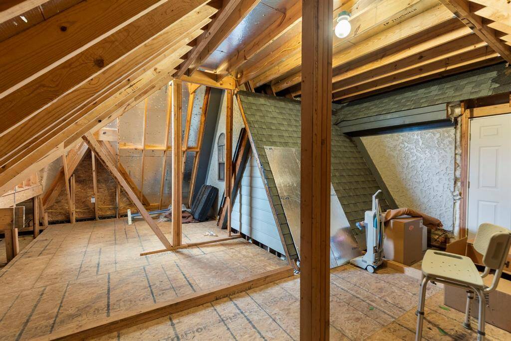 27x17 Walk in attic storage
