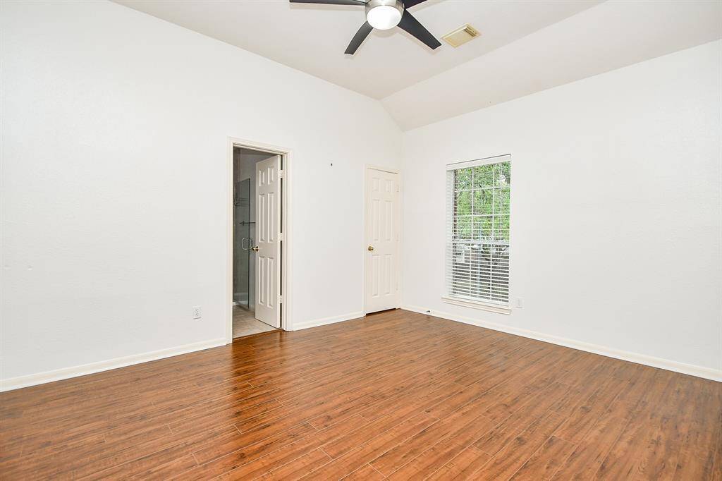 Upstairs Bedroom 5